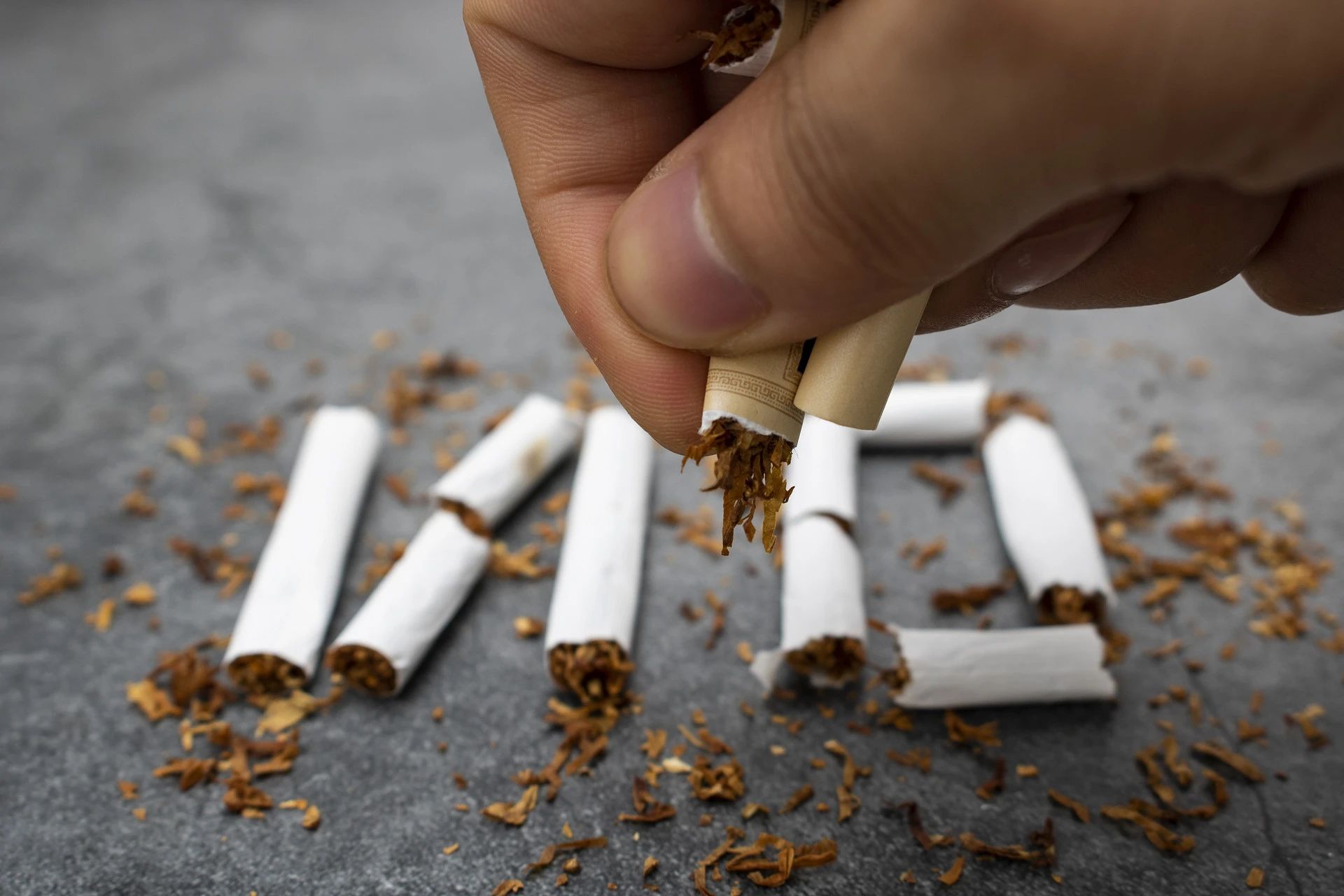 这种成瘾性疾病很多人都有，但都不当回事...... | 新版健康素养66条（33~36）